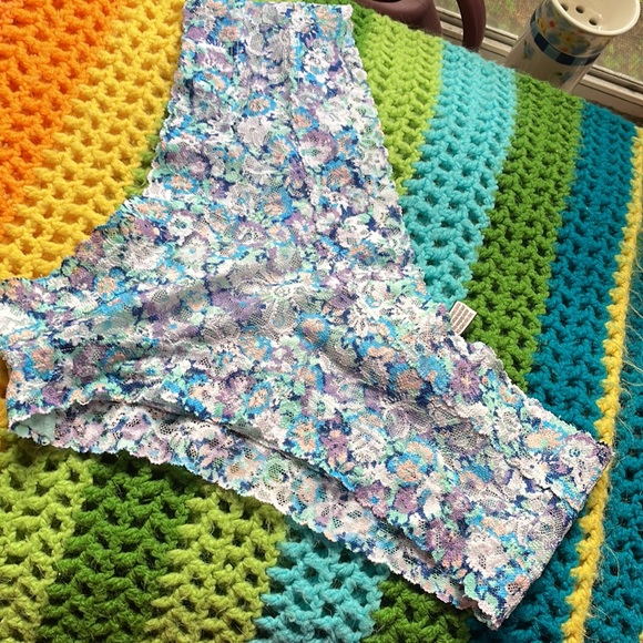 VICTORIA SECRET LG cheeky panties NWT & NWOT - Picture 6 of 13